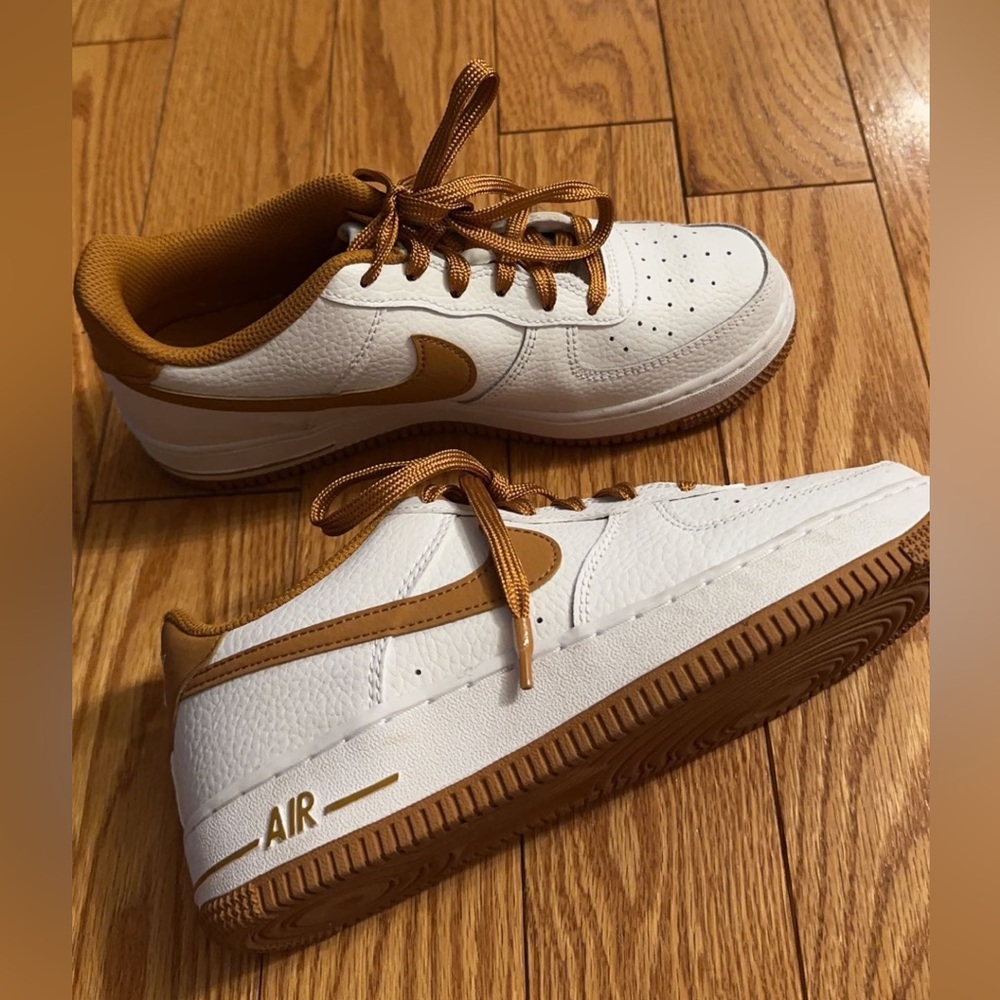 Nike air